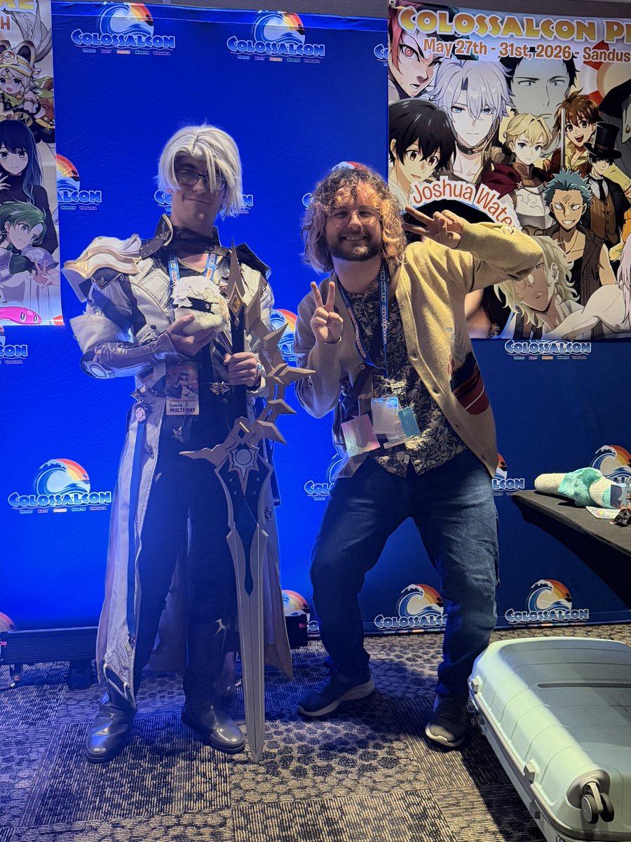 19Specter's tweet photo. @TunnelVa IT WAS SO GOOD TO SEE YOU AGAIN!! ITS AN HONOR 💙 https://t.co/owM3xkZb4Y