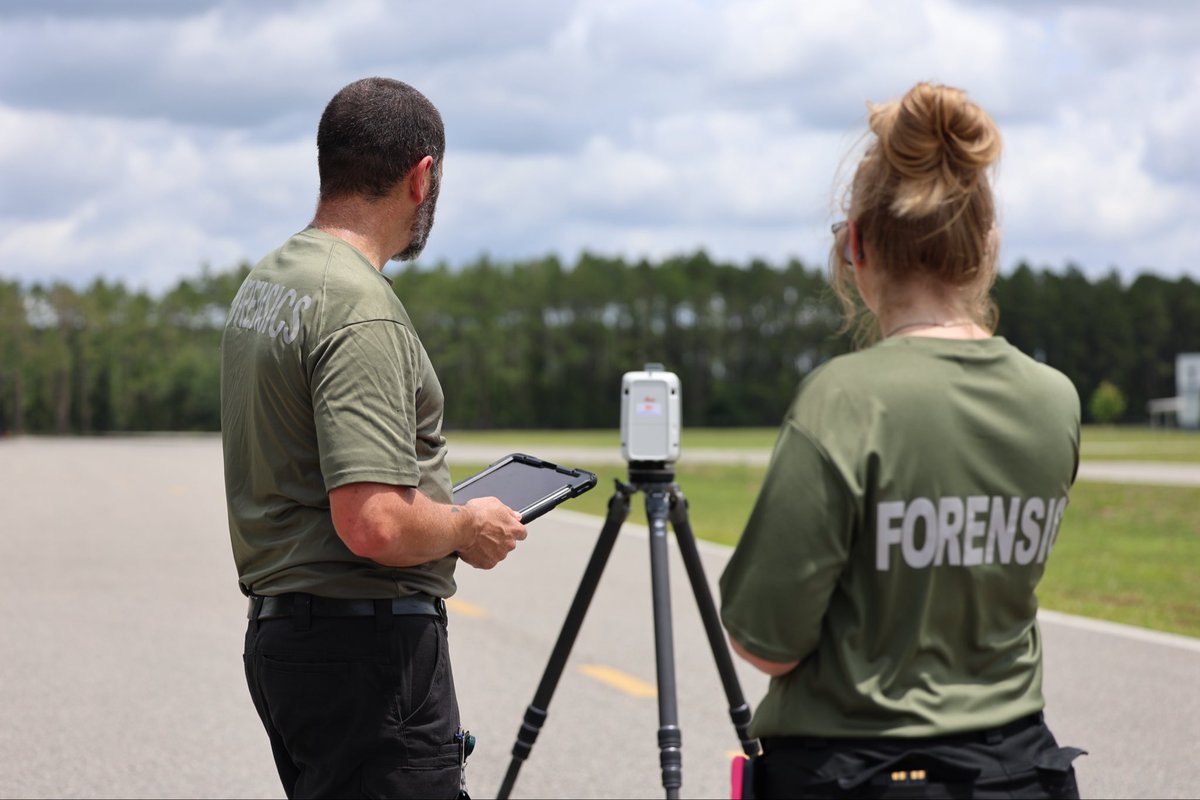 TeamSJSO's tweet photo. SJSO Forensics and Traffic Units partnered with @FBIJacksonville and National Transportation Safety Board (@NTSB) this week for a joint training exercise. 

The teams worked through a full-scale exercise simulating a mass-casualty incident using scene-mapping technology and evidence collection processes. 

Trainings like this strengthen interagency coordination, preparedness, and investigative skills needed to protect our community. #TeamSJSO