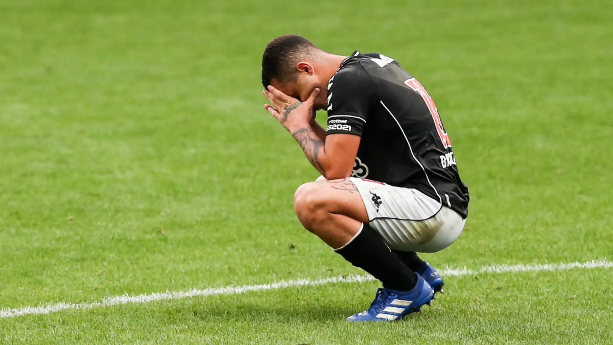 ab0sta's tweet photo. Querem saber algo legal?

O Vasco desde 2010 só fica na série A no máximo 3 anos e acaba caindo no quarto ano (tirando 2014 - 2015)

Subiu em 2009 > série A 2010, 2011, 2012… rebaixado em 2013

Subiu em 2016 > série A 2017, 2018, 2019… rebaixado em 2020

Subiu em 2022 > série A 2023, 2024, 2025… ⏳