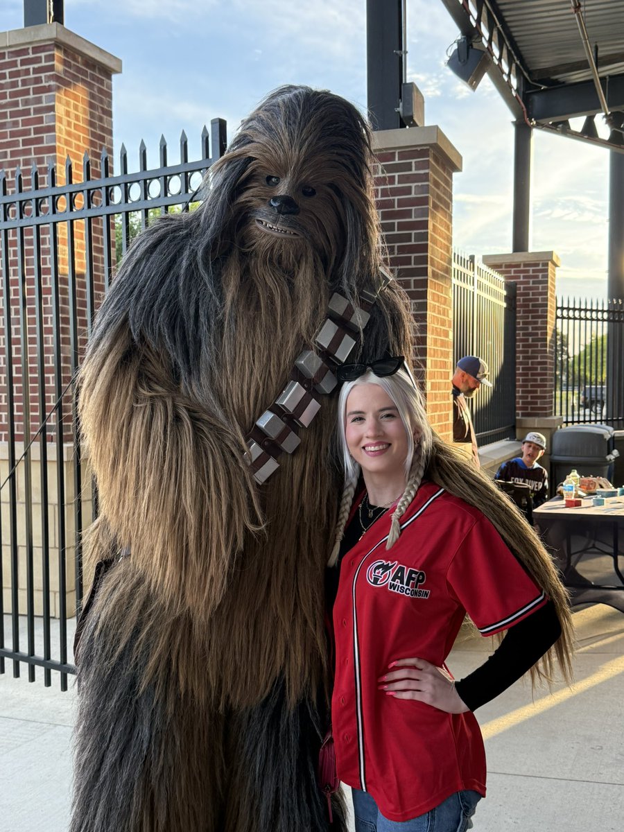 ElizabethWolnik's tweet photo. Had a fantastic time sponsoring the @WaukeshaYR Dockhounds game last night!

 (Realized it was also Star Wars night apparently) https://t.co/sTrR4gKDIH
