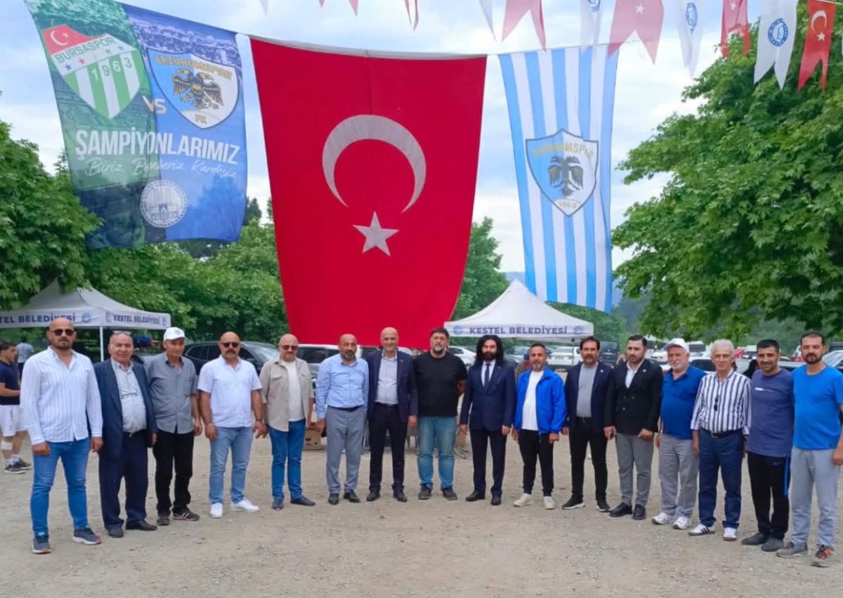GursuMhp's tweet photo. 📍Yıldırım Erzurumlular Derneği Piknik Festivali 

İlçe Başkanımız Sayın Tahir AKDAĞ ve Yöneticilerimiz;Yıldırım Erzurumlular Derneğimizin Piknik Festivaline katılmışlardır.Emeği geçen herkese teşekkür ederiz. https://t.co/bVZL2rE5zx