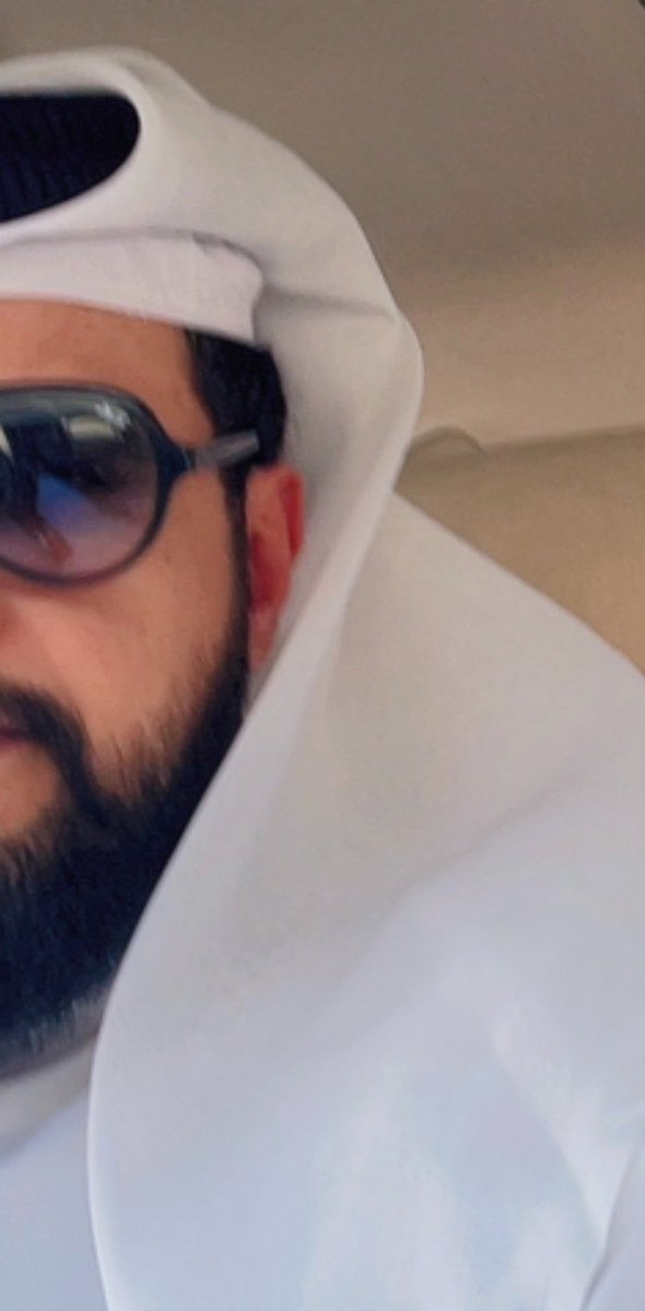 xpublio's tweet photo. من متى والغصن يختار الطيور ..؟
ومن متى والريح تستأذن ممر ؟

كنت أحسب إني على ظني صبور
لين شفت إن الصبر .. غلطه عمر https://t.co/51Pz3w1Utn