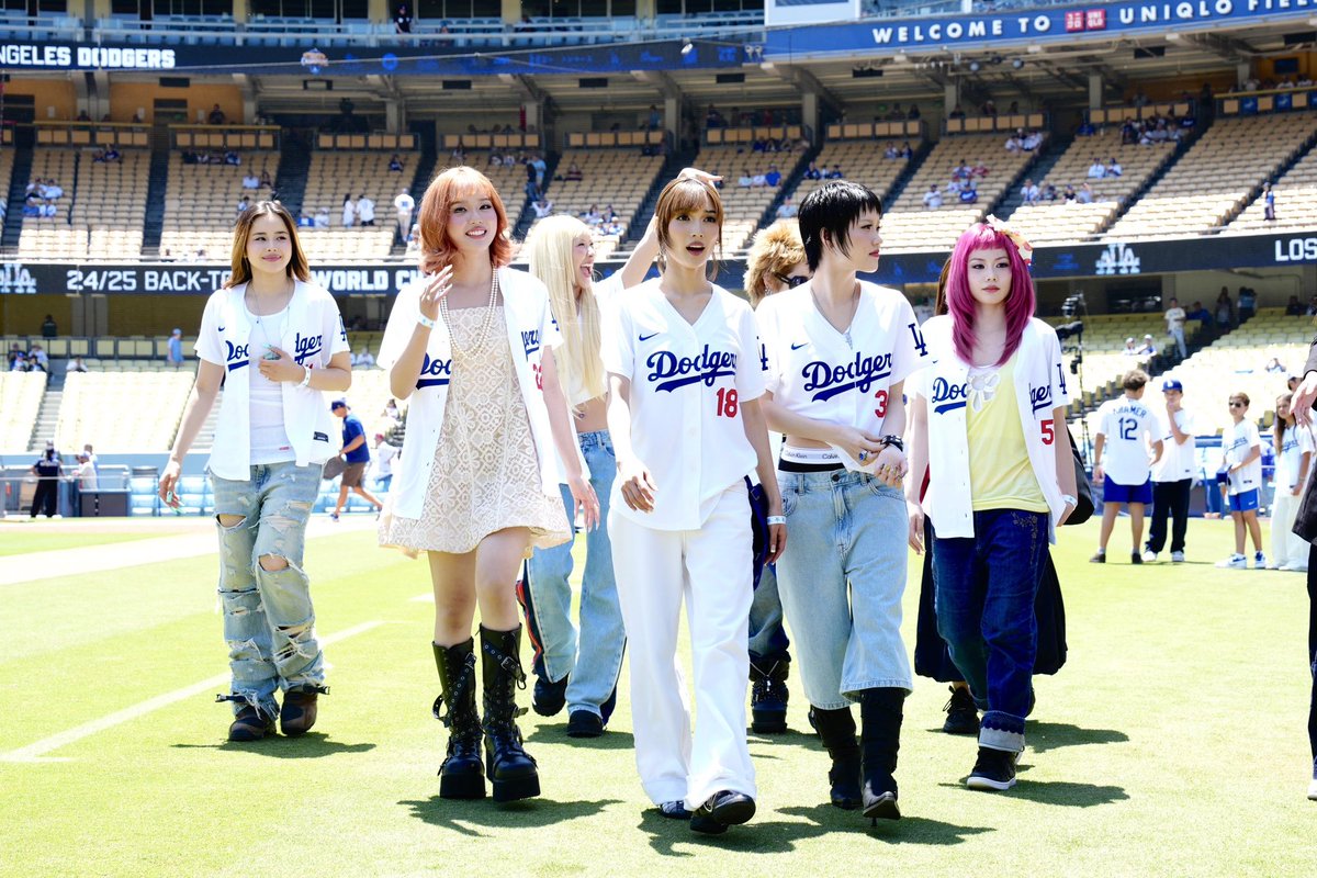 XG_UPDATES's tweet photo. #XG_Dodgers #Dodgers https://t.co/TfwV8WuT2q
