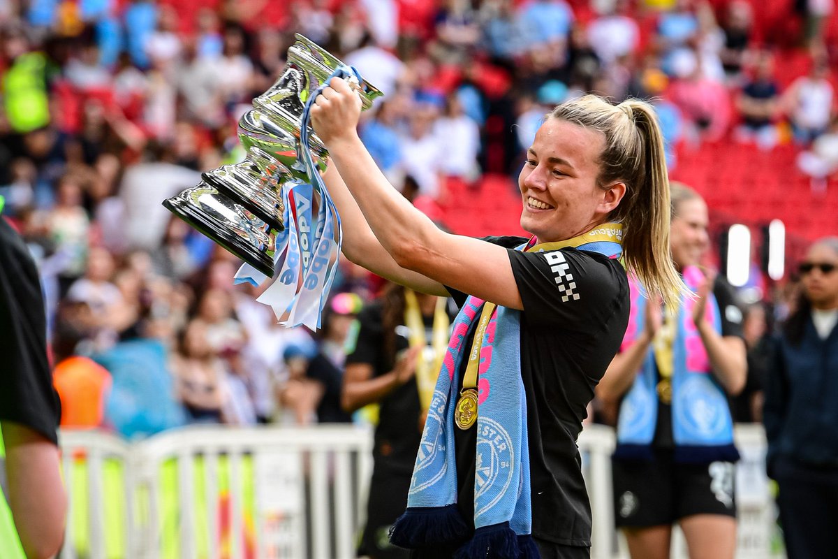 Since71Blog's tweet photo. There you have it, the 2025/26 season is complete, and it sees @ManCityWomen complete a @BarclaysWSL and @AdobeWFACup double for the first time in their history with a 4-0 victory over Brighton &amp; Hove Albion this afternoon at Wembley Stadium. 

📸 Ian Middlebrook https://t.co/FkMN7v0JZd