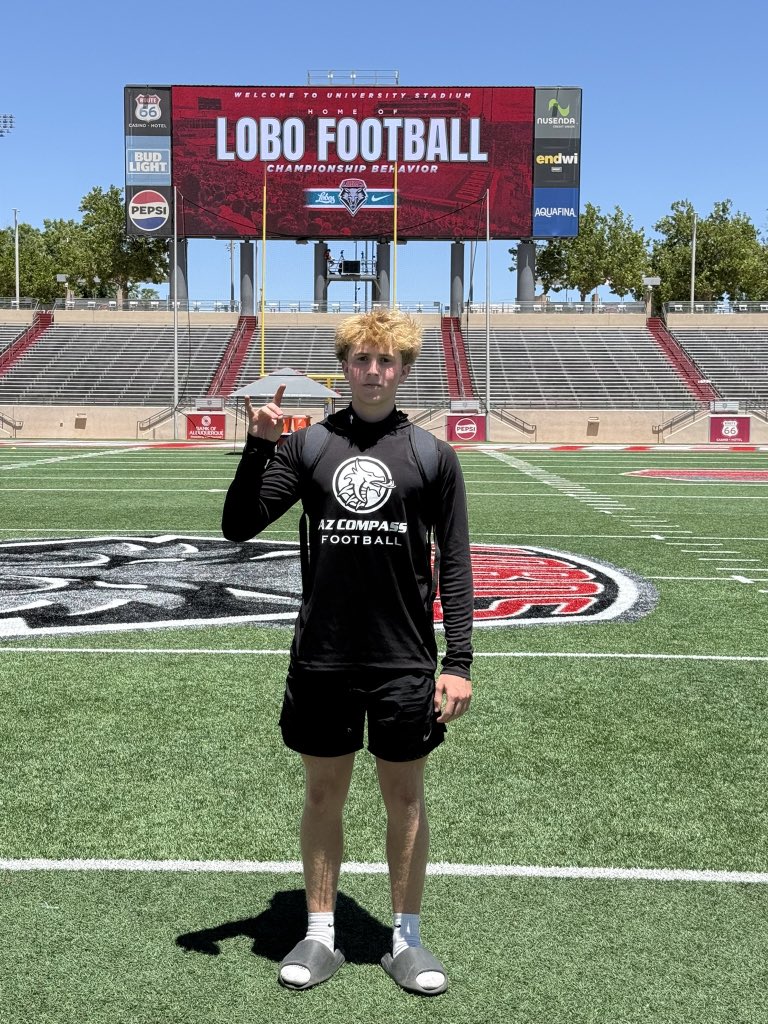 JaxSnyder2027's tweet photo. Great experience at the New Mexico Lobos camp! Placed second in the KO and FG comp! @CoachMartin8 @CoachErikLink Thx for having me!!! @AZKicking @JaelenStrong @HKA_Tanalski @azcompassfb https://t.co/aRPyObxKif