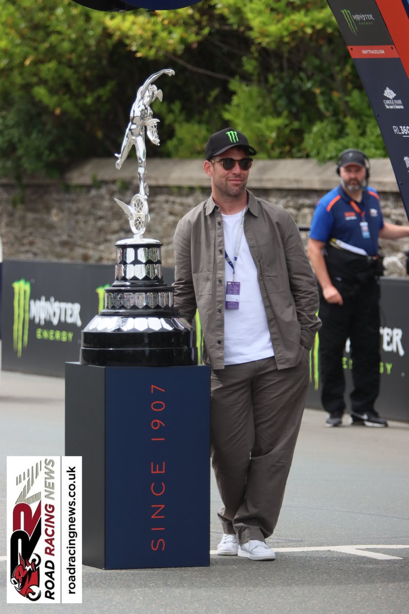 StevieRRN's tweet photo. Tour de France stage wins record-holder, 2011 World Road Race Champion Mark Cavendish, #TT, #TT26, #IOMTT https://t.co/FxoMMDaQ4e