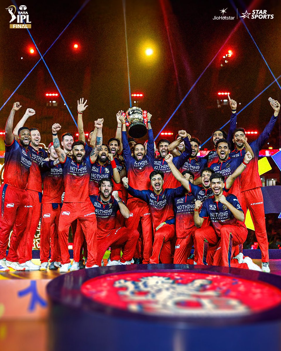 StarSportsIndia's tweet photo. The image that defines #TATAIPL 2026 🏆❤️

#RCB lift the trophy and script a historic chapter. ⭐⭐

#TATAIPL #Final #RCBvGT #RCB https://t.co/l44GlWqX0K