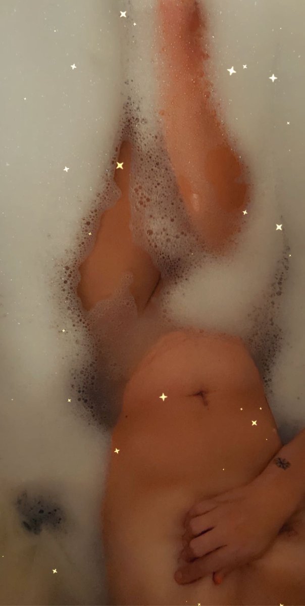 🍑Peach your favorite MILF💋💋💋 ($5 OF) tweet media
