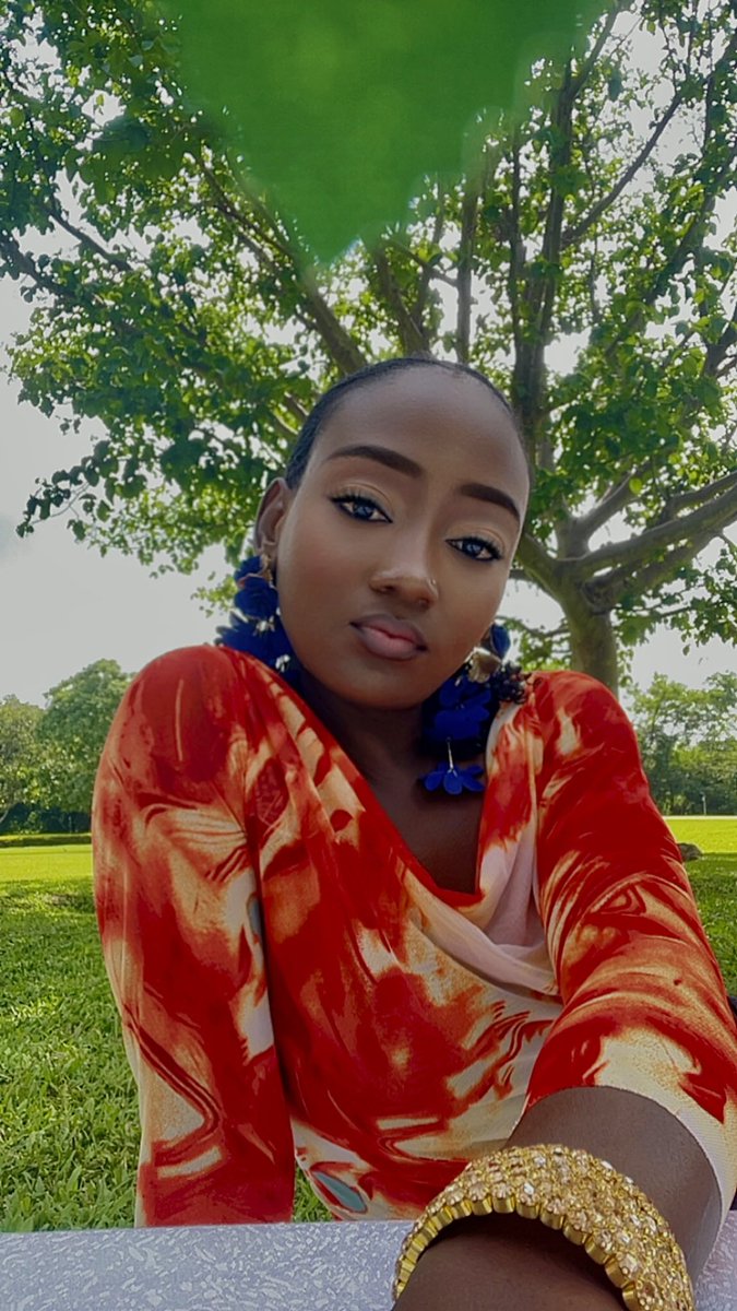 licia_ruby's tweet photo. Hello… Hi … 
Okay…
Bye🥰 https://t.co/XAe3YN6Ijm
