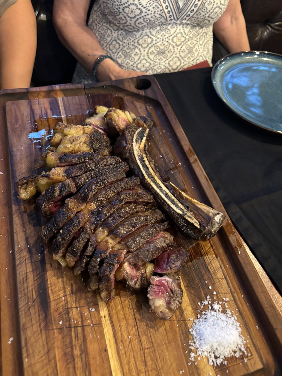 PS6101's tweet photo. Tomahawk and T-Bone cooked to perfection. Anyone who disagrees needs their hard drive checking https://t.co/p7t5mW67co