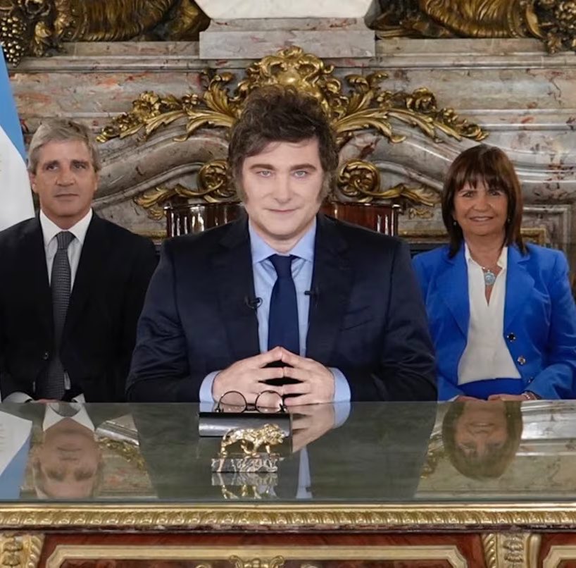 Lapatoneta tweet media