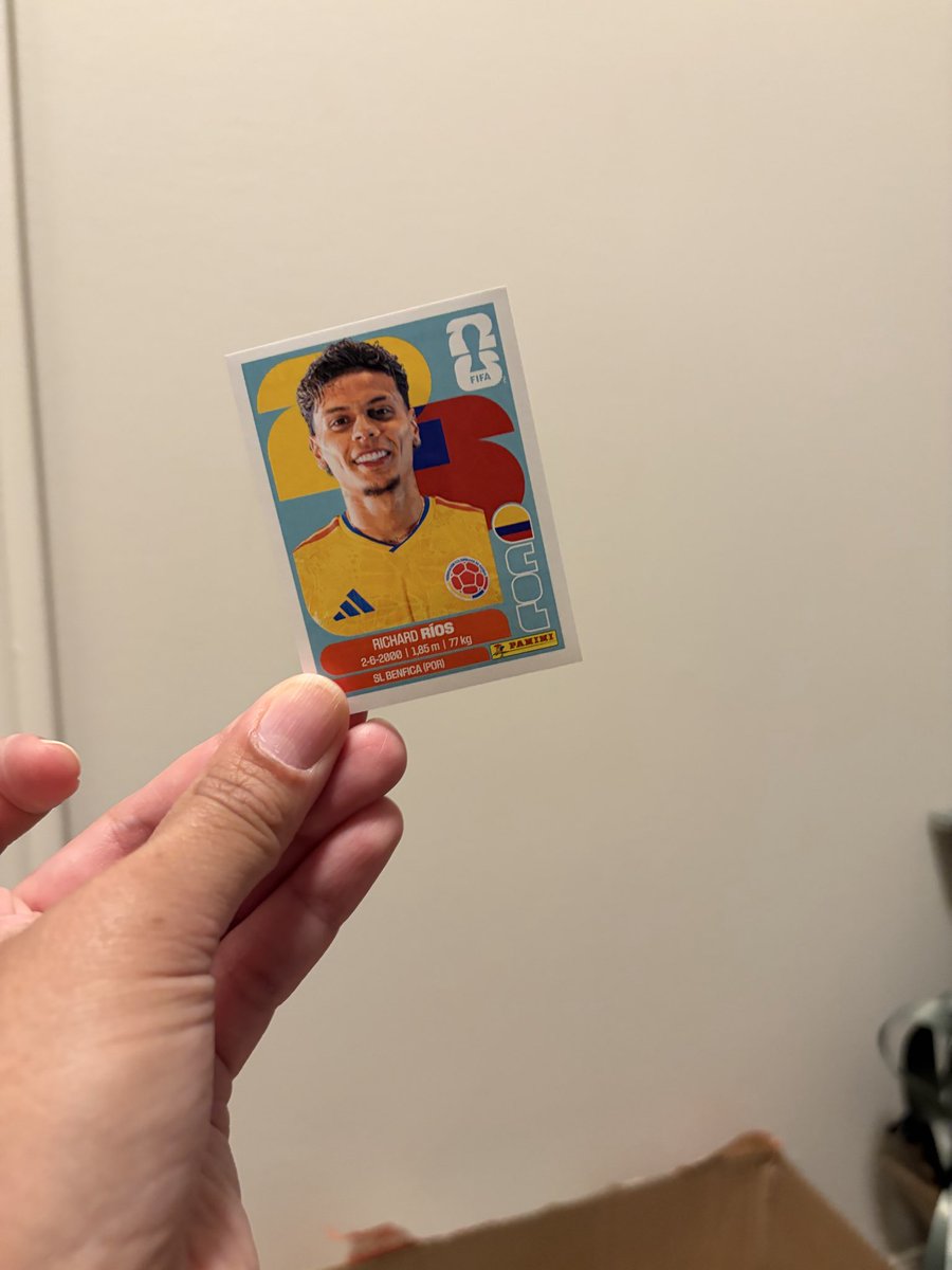 Mariafbabyy's tweet photo. First pack &amp; I get this beauty. https://t.co/9f5nb9mXNV