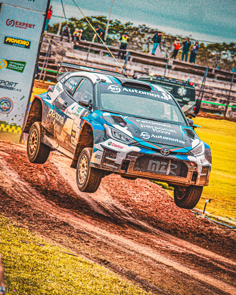 rallypy's tweet photo. ¡FAU ZALDÍVAR Y DER OHANESSIAN DUEÑOS EN SU TIERRA! 🥇
Intratables, imparables y pulcros durante todo el fin de semana a bordo de su nuevo GR Yaris Rally2 se quedaron con el #PetrobrasRallyGuairá26. 🏁 https://t.co/8QK4dHHRXT