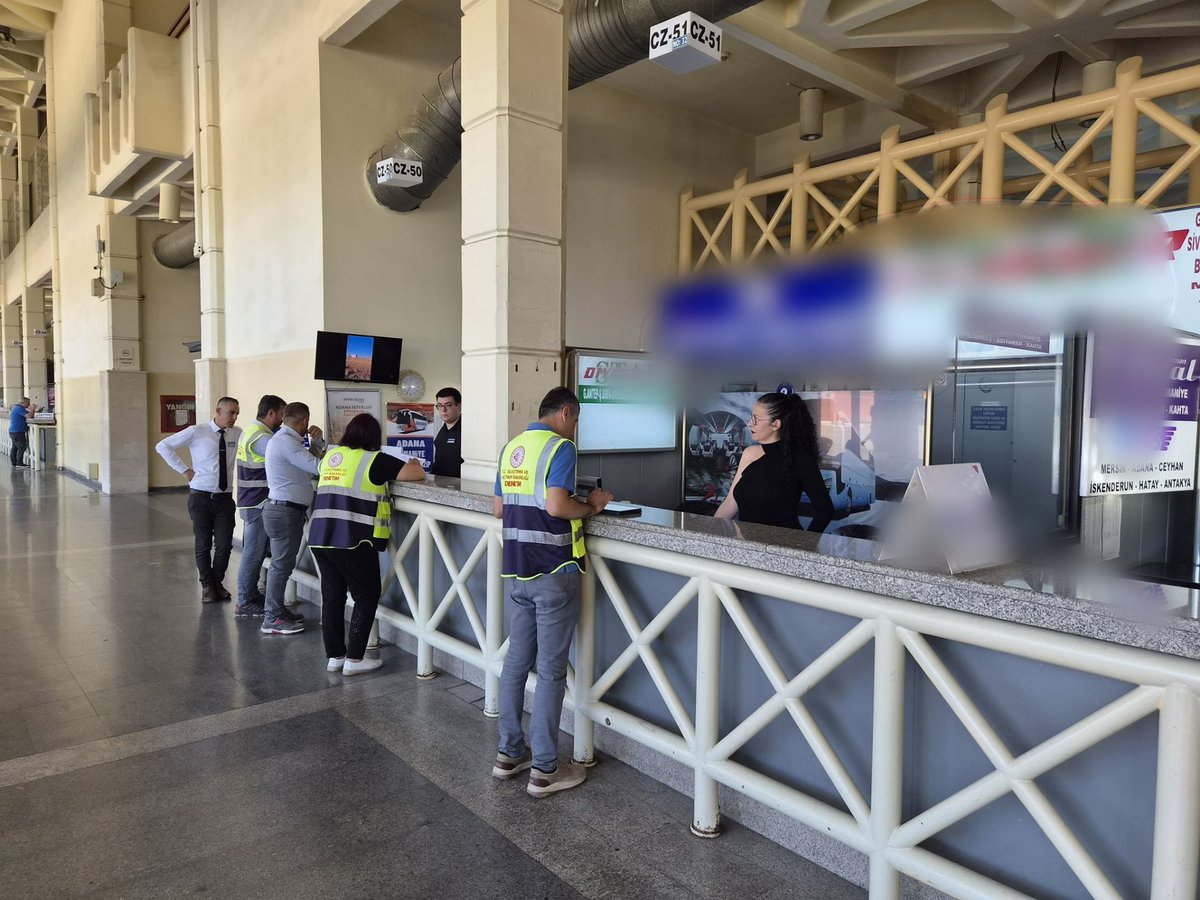 UABVIBOLGE's tweet photo. Bölge Müdürlüğümüzce Kurban Bayramı tatil dönemi boyunca vatandaşlarımızın huzurlu ve güvenli seyahati, fahiş fiyatlı bilet satışının önüne geçilmesi ve korsan taşımanın önlenmesi amacıyla karayolu yolcu taşımacılığına yönelik denetimlere yoğun olarak devam edilmiştir.
​👇 https://t.co/cJah6NYqqs