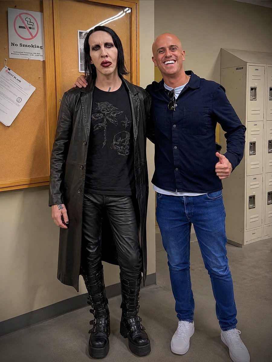 quintestyle's tweet photo. One of those rare moments that become a lifelong memory. Unexpected, surreal, and unforgettable. Brian Hugh Warner. 📷Mr. #MarilynManson .🤘🏾 https://t.co/jWKKU9X8Be