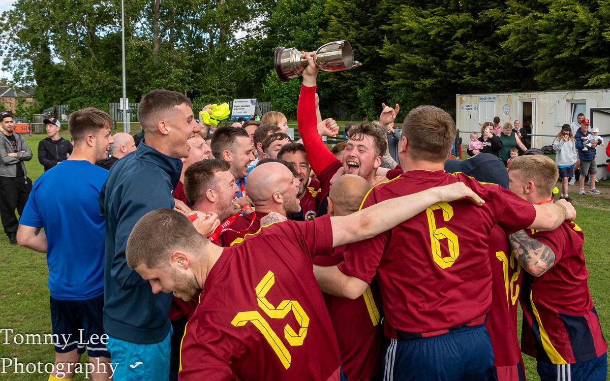 TommyLeephotos's tweet photo. Season 2025-26 for me is now over.  Here are the photos from game no 144.
@ferniebahce 3 @Westside_AFC 1.
@LeafaOfficial Sunday Presidents Cup Final at King's Park, Dalkeith.
@ScotAmFA @scotfootfixs @scottish_aff
https://t.co/nR4HBFiZJl https://t.co/wct8IRN4M3