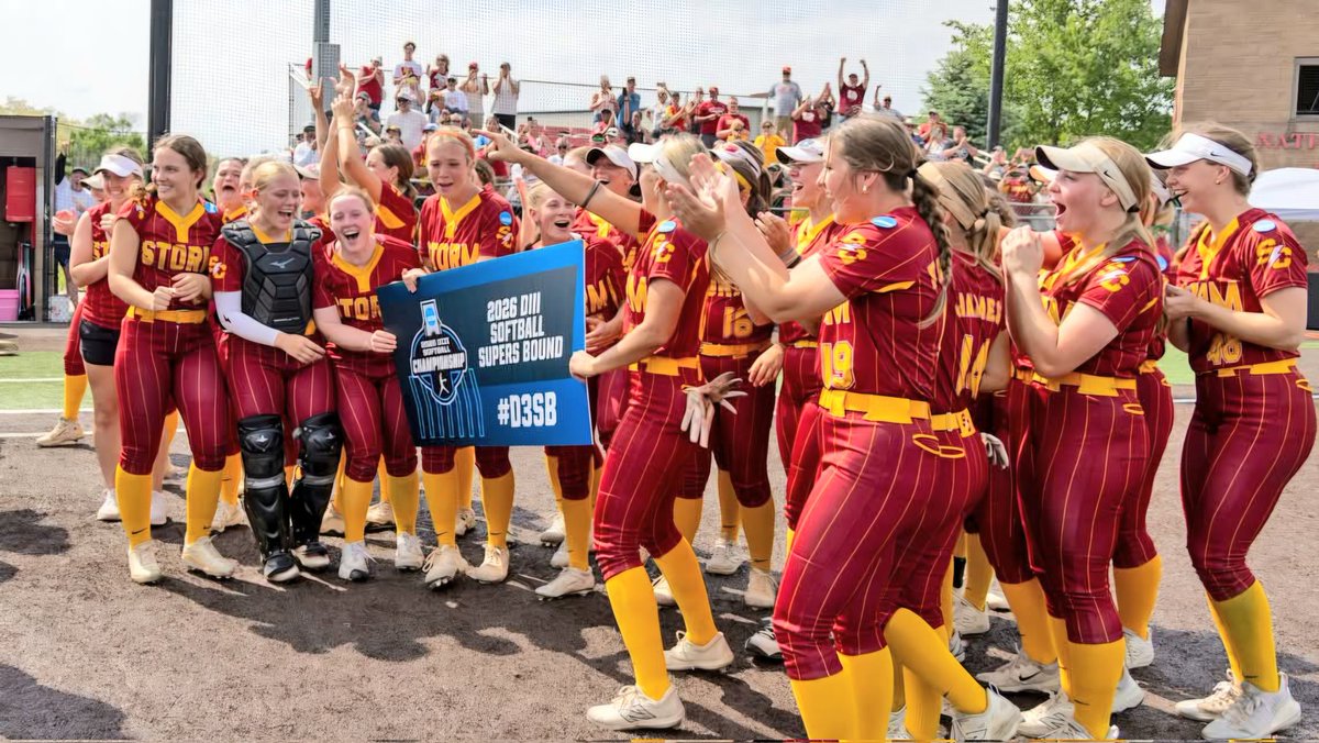 TiffanyBerkenes's tweet photo. ⚡️❤️ THiS @SCStormSoftball (w the BEST unis in tourney 🔥👇🏼) not only made it to the @NCAADIII College World Series for the first time in 27 yrs, but FOUGHT w GRiT &amp; HEART 💯 to make it all the way to championship SEMIFINALS! SO PROUD of these student-athletes &amp; coaches. 🤩 #d3sb https://t.co/skLLDN6nqv