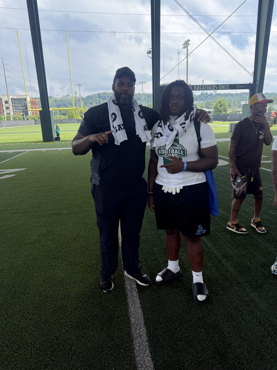 datkidisaiah56's tweet photo. Had an amazing day at @UAB_FB mega camp today looking forward to being back !!
#AGTG✝️ @CoachMMcCants 🚨. @keithetheredge1 @AHSALFBRECRUIT @HallTechSports1 @oanewspreps @On3 @247recruiting https://t.co/wisCYZdDUD