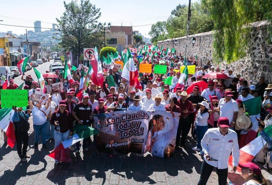 rosaicela_'s tweet photo. A lo largo del país, miles de ciudadanas y ciudadanos se dieron cita en plazas públicas para escuchar el mensaje de la Presidenta @Claudiashein durante su segundo informe de gobierno al pueblo de #México. Aquí 👇🏽 algunas imágenes de Tijuana, #BajaCalifornia; #Morelos, #SanLuisPotosí e #Hidalgo. 🇲🇽 #RendiciónDeCuentas #ClaudiaDaResultados