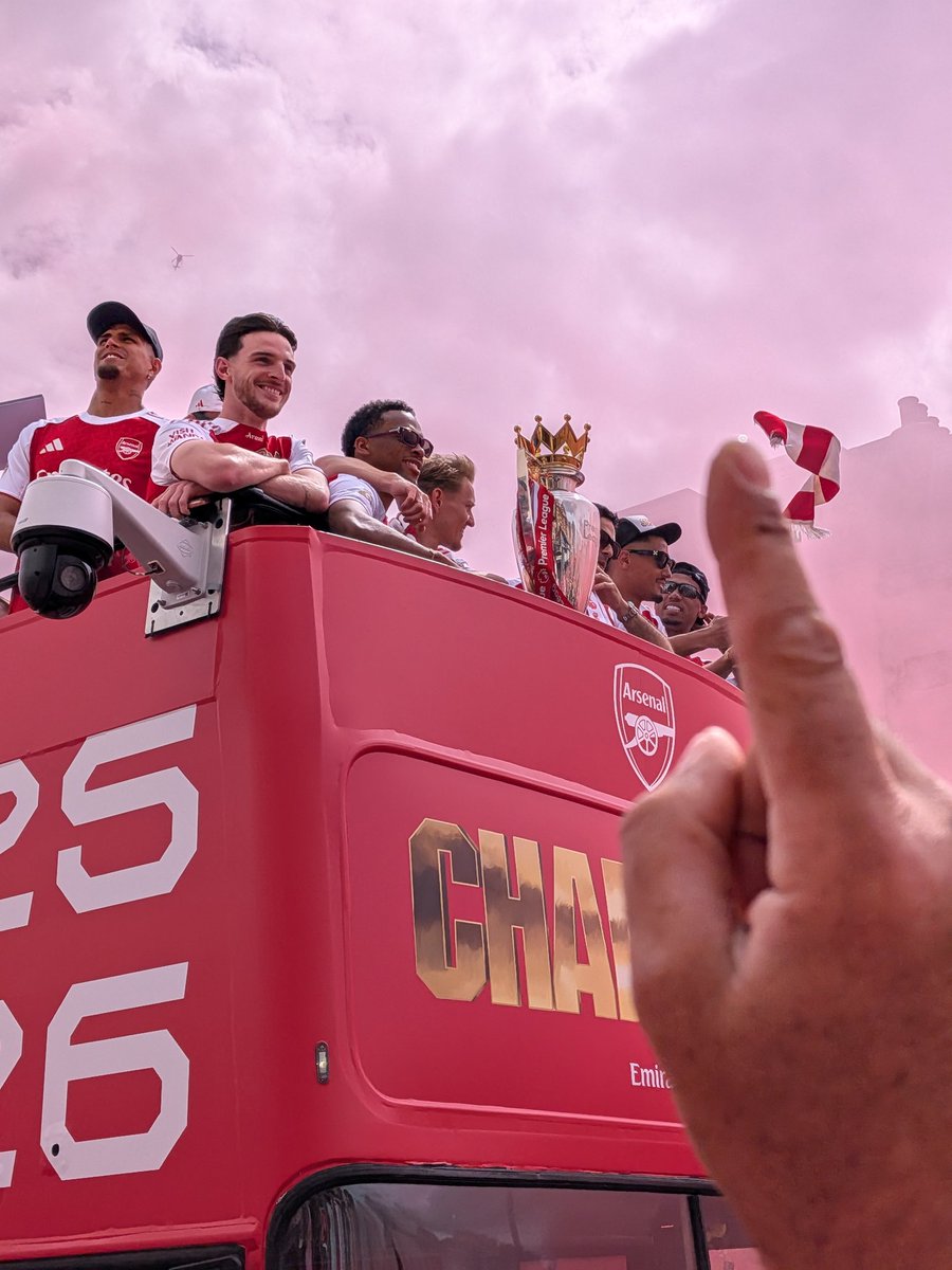 LinusH96's tweet photo. Good day #Arsenal https://t.co/ezeCzJAyxf