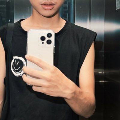 firegayer's tweet photo. #NewProfilePic https://t.co/sm1CRsuHOm