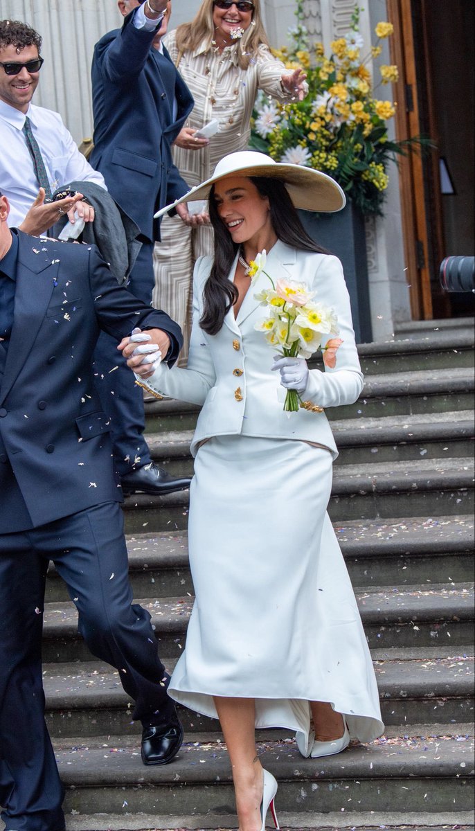 francemothers's tweet photo. Dua Lipa’s custom Schiaparelli wedding suit (a nod to Bianca Jagger) was gorgeous, and undoubtedly chic —the fit/construction however, was indeed a very obvious issue. https://t.co/BBLS5XSj0e