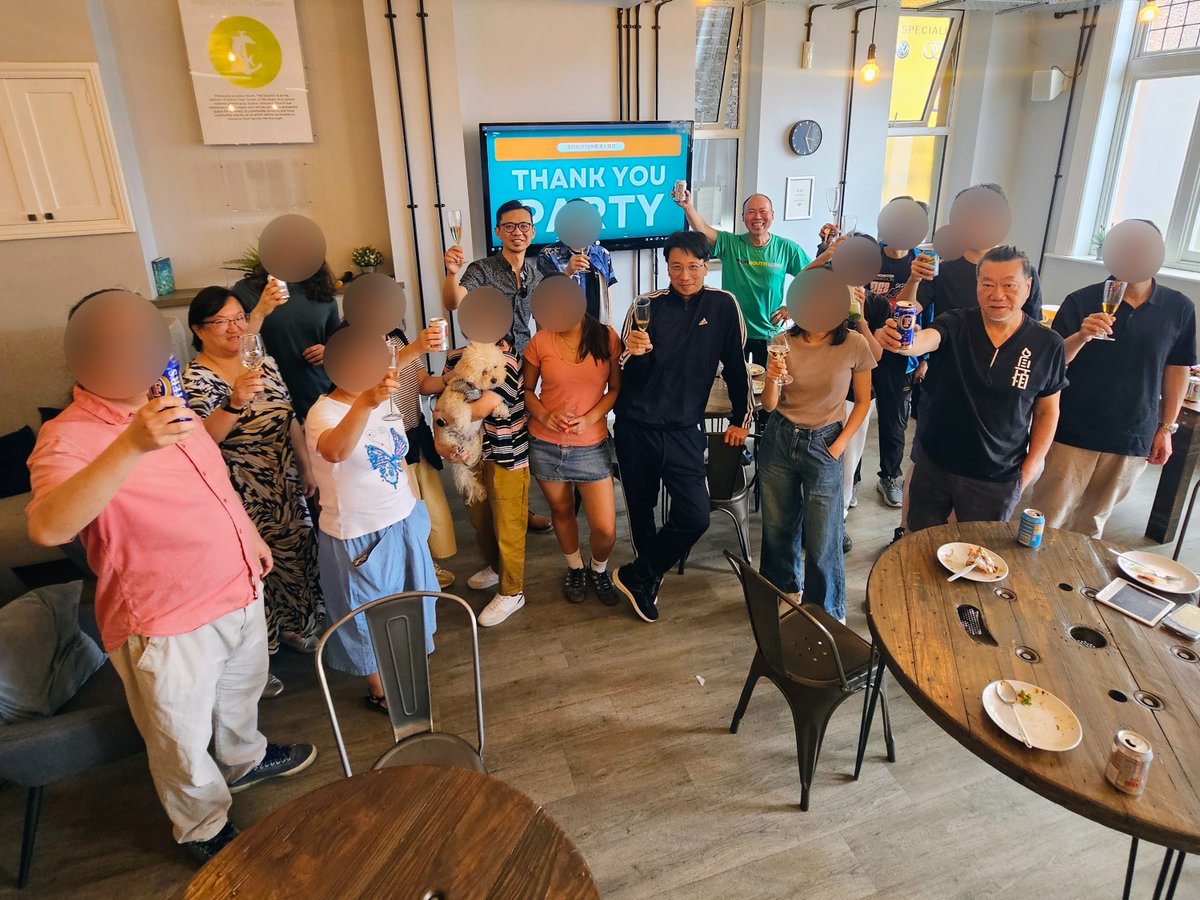 Richard_CH01's tweet photo. Hosted a thank you party at The Dolphin to celebrate the amazing Hong Konger volunteers who powered our Sutton election campaign! 🍾 Over drinks and snacks, we shared memories and celebrated the growing impact of Hong Kongers in local civic engagement. #Sutton #HongKongers https://t.co/qdEThWhUcX