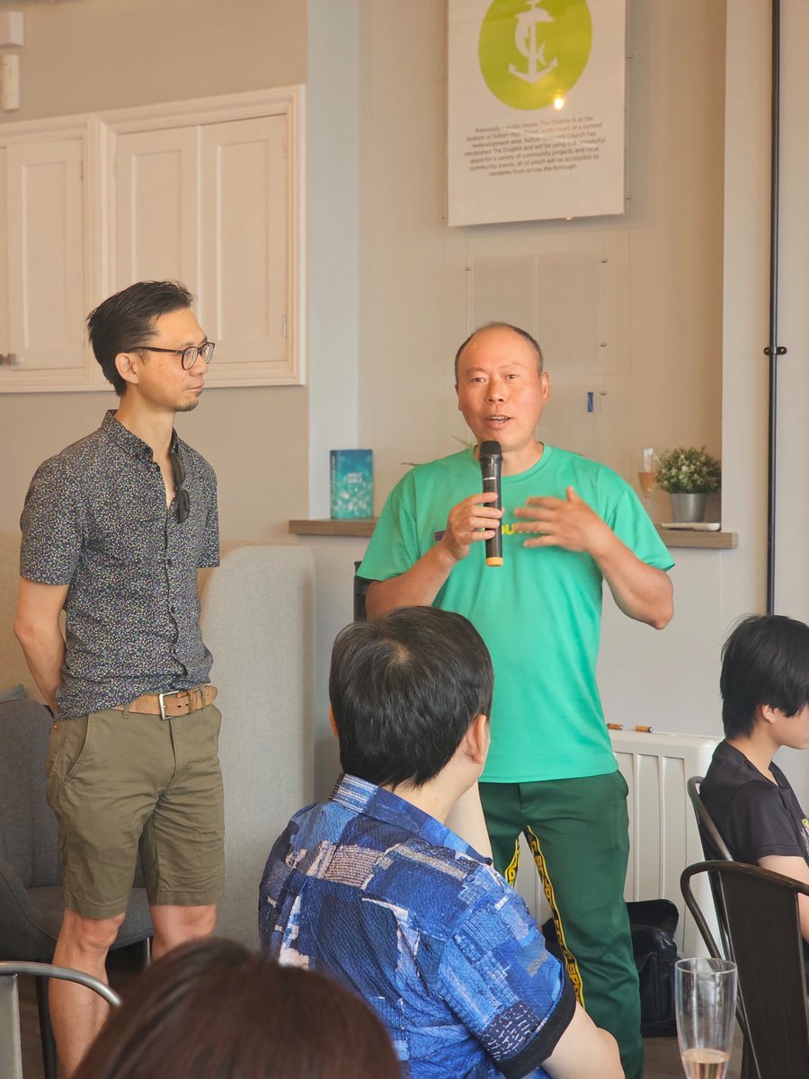 Richard_CH01's tweet photo. Hosted a thank you party at The Dolphin to celebrate the amazing Hong Konger volunteers who powered our Sutton election campaign! 🍾 Over drinks and snacks, we shared memories and celebrated the growing impact of Hong Kongers in local civic engagement. #Sutton #HongKongers https://t.co/qdEThWhUcX