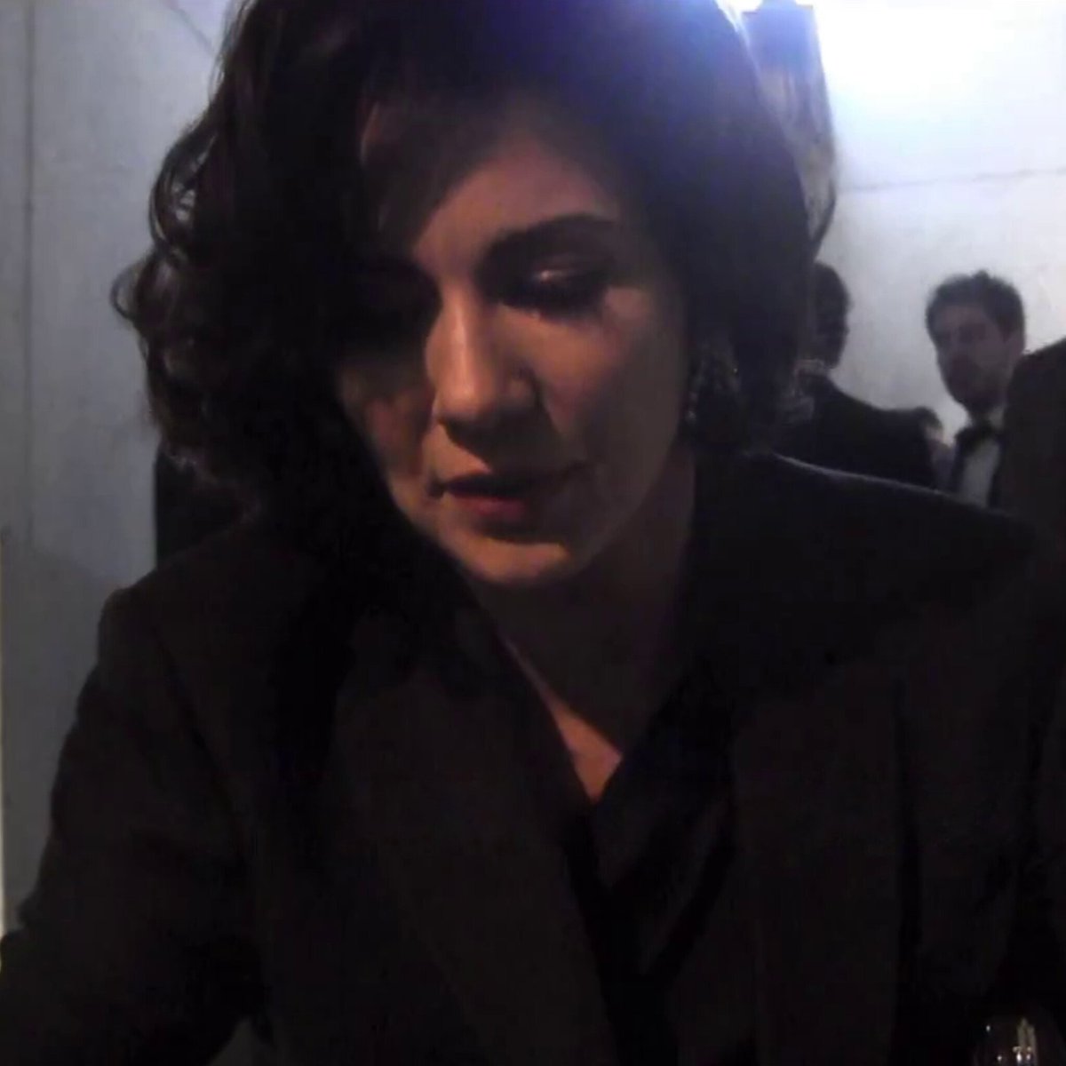 LynnCollinsFan's tweet photo. Lynn Collins signing autographs in New York (2012) https://t.co/I1rrai7I8F