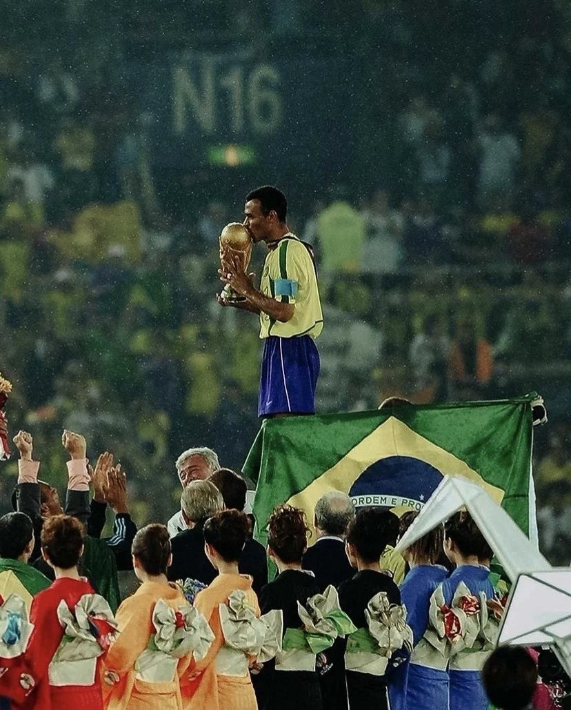 loloeyng1's tweet photo. Ser brasileiro é acreditar até quando é impossível, vamos Brasil!!! https://t.co/VTsKQlM4Zu