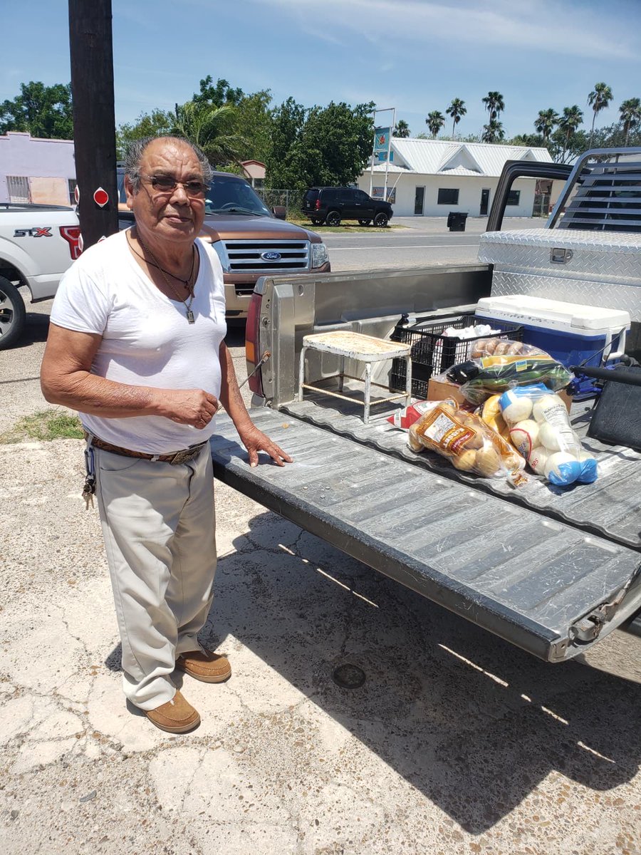 TheImmCoalition's tweet photo. 2.) So many immigrant families struggling with poverty. This is why we help every month! 🙏🏽❤️ https://t.co/6Fpfbu6mBV
