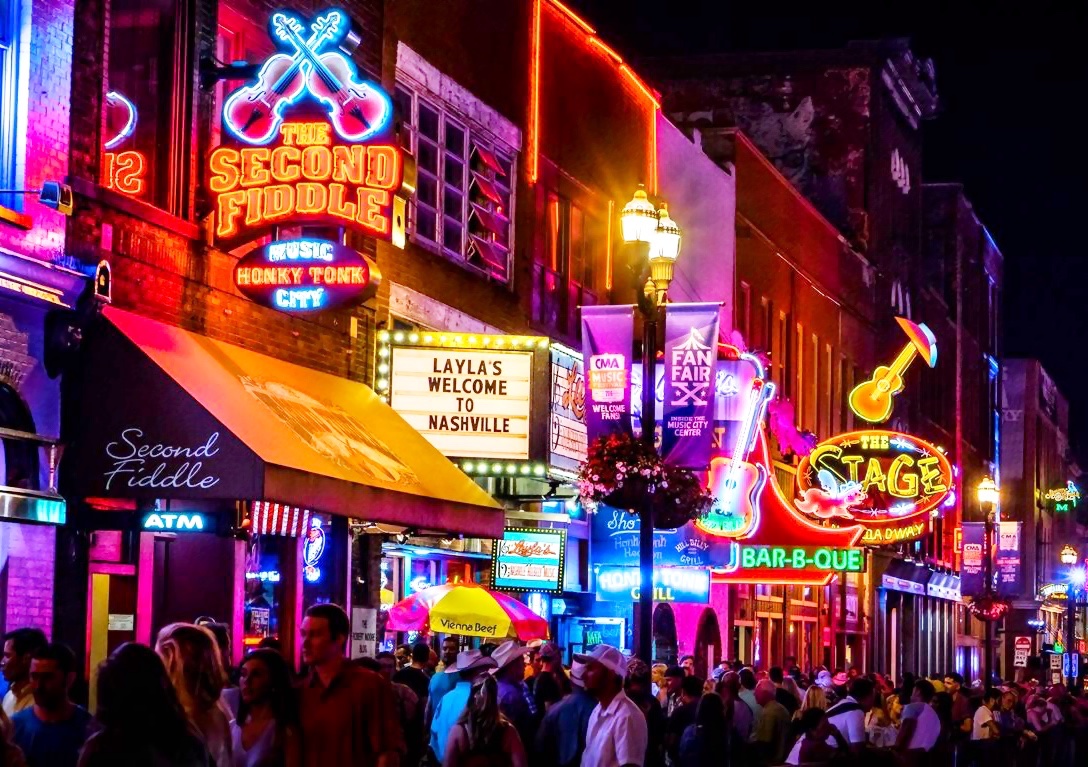 GeorgesLangRTL's tweet photo. Prog #WRTLCountry dimanche soir 31 mai 2026 minuit #DustyRust #HighwayRobbery #GretchenWilson #BlakeShelton #EllaLangley & #MorganWallen #CodyJohnson & #BrosJohnson #DeanaCarter #KeithUrban & MichaelMcDonald #BradPaisley #RickySkaggs #EmmylouHarris #MirandaLambert #JadeBird etc. https://t.co/CiU34aVAsv