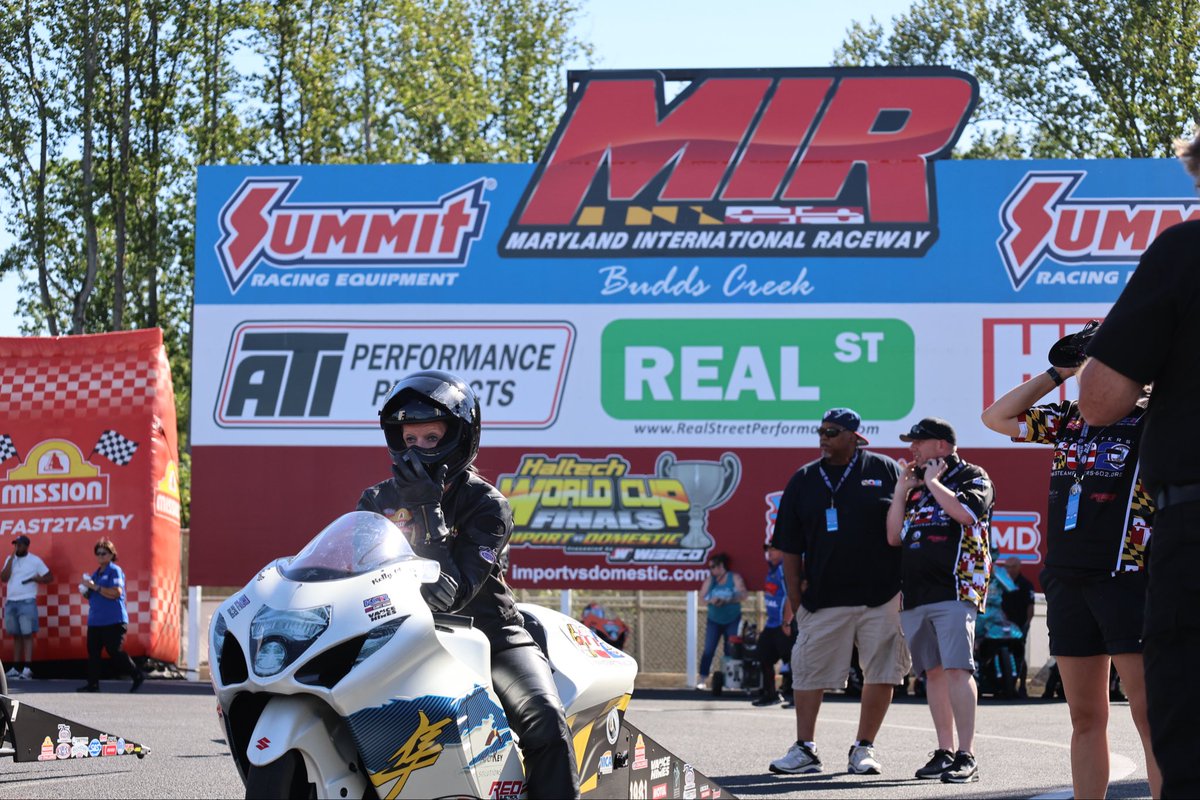 kclontzracing's tweet photo. Having so many friends, family, and partners at @GoRaceMIR made this one extra special! Kelly and the @steamfitterslocal602 @archkeysolutions team will be ready for the Bristol! #PotomacNats
@Dragbikecom • @VansonLeathers_ • #Marcorconstruction • #RedElectricalDesign • @NHRA https://t.co/cuCnRxvDwJ