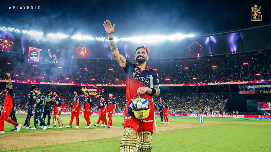 TheCricketPanda's tweet photo. RCB is unbeaten in last 17 games where Kohli scored a fifty - longest streak in IPL history 🏆

◉ 17: Virat Kohli (2024-𝐨𝐧𝐠𝐨𝐢𝐧𝐠)
◎ 11: Gautam Gambhir (2008-12)
◎ 10: Suryakumar (2018-21)
◎ 10: Ajinkya Rahane (2012-15) https://t.co/PxvTAX1ujf
