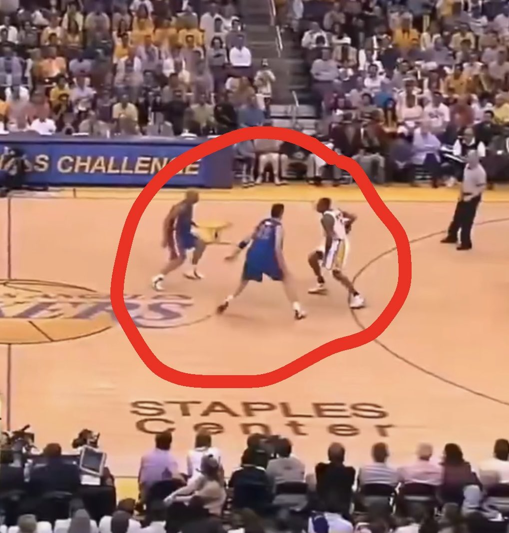Alexjakes8's tweet photo. “Kobe Had No Real Gravity next to Shaq” 

Detroit had defenders literally Trapping that man Behind the Half Court Line In the finals https://t.co/elbdaJ9kvi
