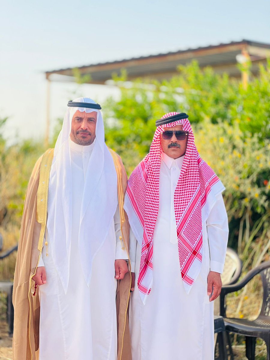 m_n__22's tweet photo. بمناسبة زفافه الميمون.
بارك الله لك في زوجتك وأنعم عليكما بالسعادة والهناء.
مبارك الزواج، جعل الله أيامكم سعادة وأبعد عنكما شرور خلقه https://t.co/vwXARZxbqN
