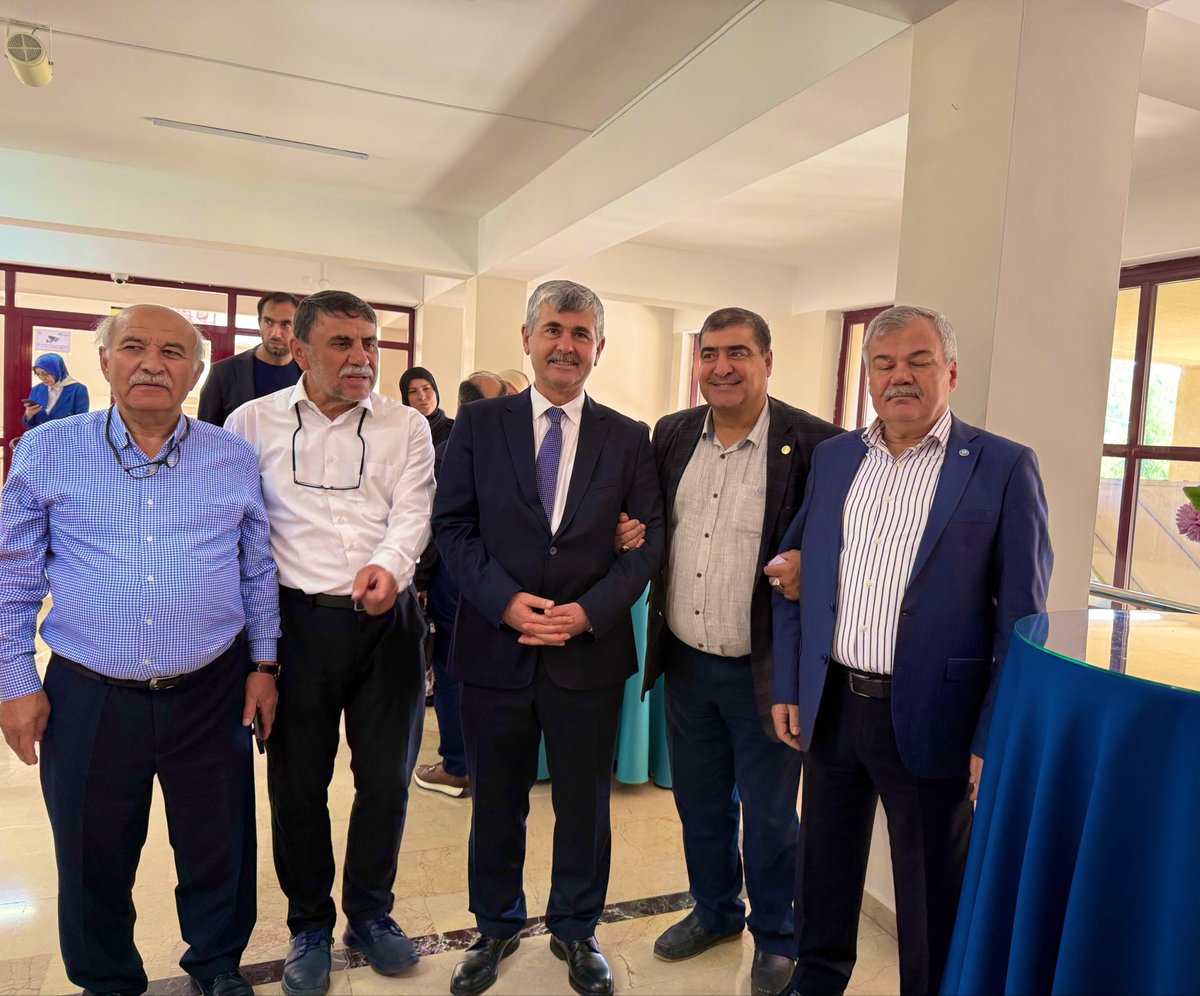 meciterdogan55's tweet photo. 📍Ankara | Pursaklar

MEYAD Genel Başkanımız kadim dostum İsmail Akgün beyefendinin evlatları Muhammed Enes ile Nida hanım’ın mutluluklarına dostlarımızla birlikte şahitlik ettik.

Yeni evlenen genç kardeşlerimizi tebrik ediyor, iki cihan saadetleri diliyorum.
Allah hayırlı uğurlu eylesin.