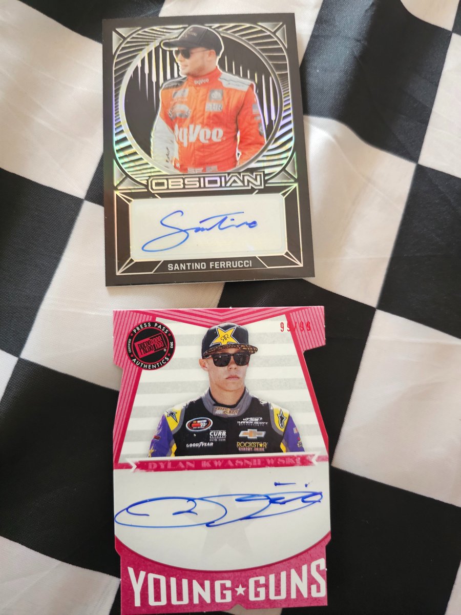us2bfast's tweet photo. Happy Birthday to @SantinoFerrucci &amp; @dylankracing #whodoyoucollect #enjoythehobby #TTM #raceday @NascardRadio @kingnascar @CharmCityGraphs @kaatzbros https://t.co/J8lLUV6y42