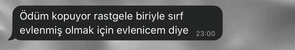 0guzun's tweet photo. 30 plus arkadaşlarımdan aşk mesajları alıyorumdur :) https://t.co/2N0BvpZROL