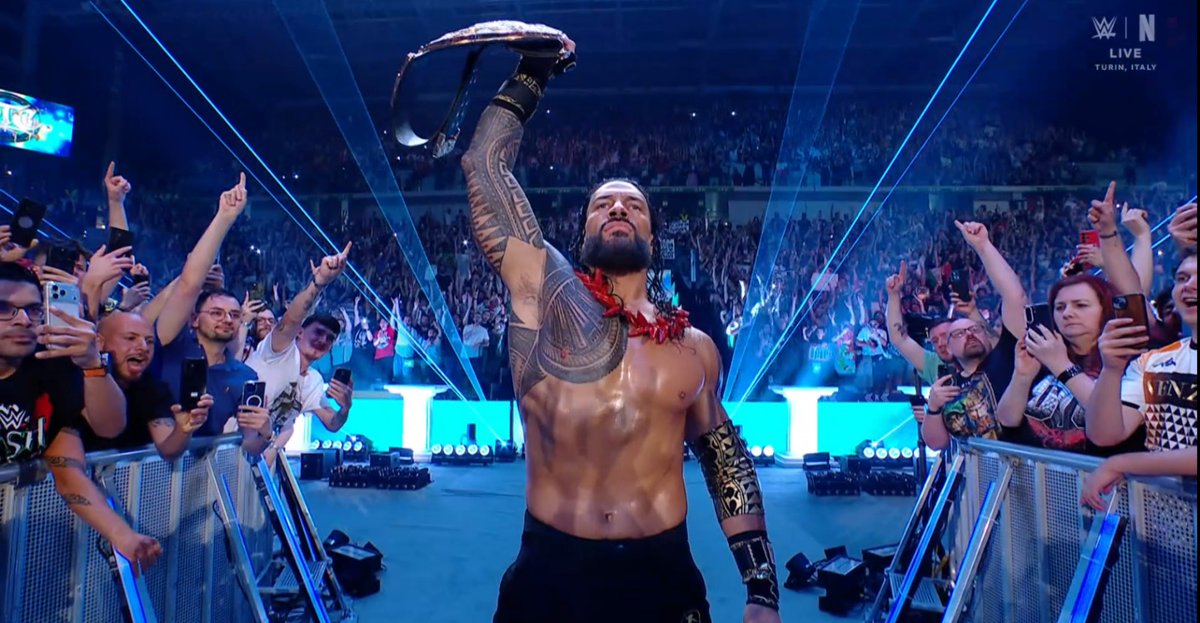 SKWrestling_'s tweet photo. The ones stay UP ☝️
#WWEClash https://t.co/7MfNJnPNaz