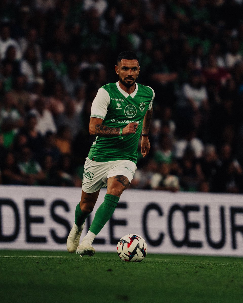 FerveurVerte_'s tweet photo. Rémy, reviens ici pour la Ligue 2 t’en penses quoi ? 😏 https://t.co/5punURLU1H