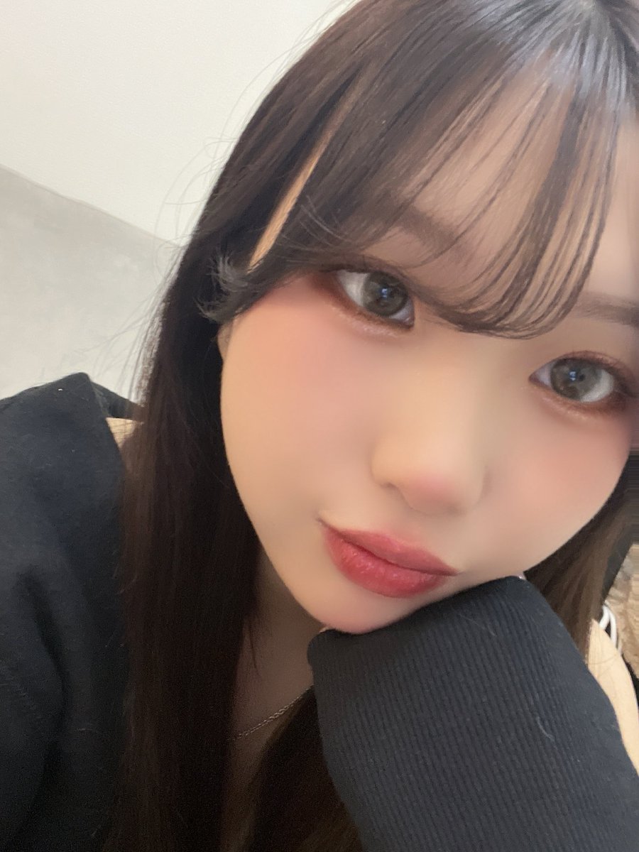 せいな tweet media