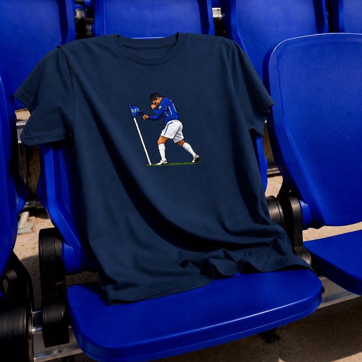 EvertonNewsFeed's tweet photo. 🚨FREE SHIPPING TILL MIDNIGHT TONIGHT🚨 - Get your orders in quick! 

👇Shop Now👇
https://t.co/GyV2j3znwc https://t.co/BVa9yU63F2