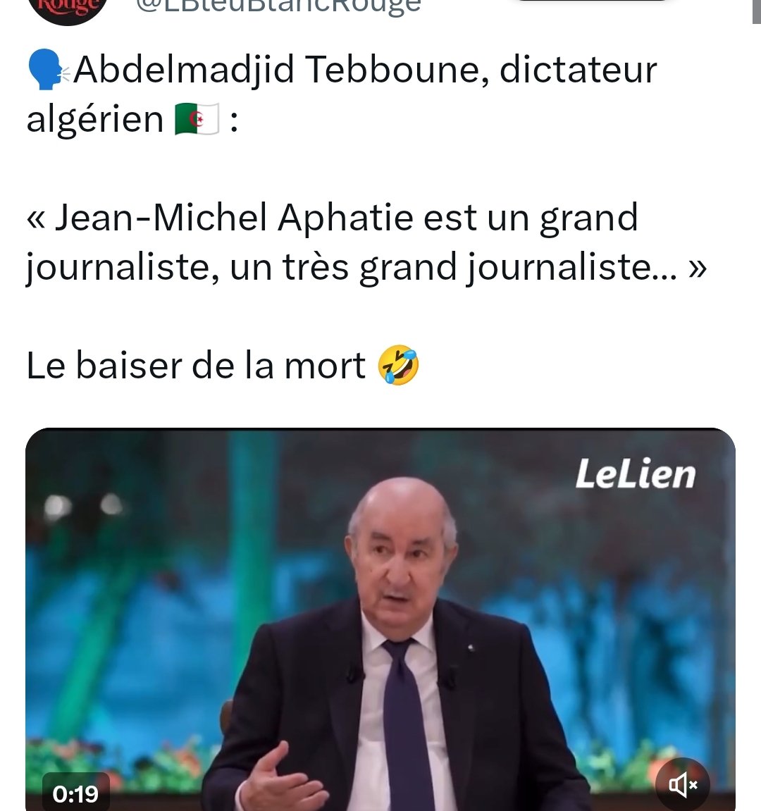 Etrange tweet media