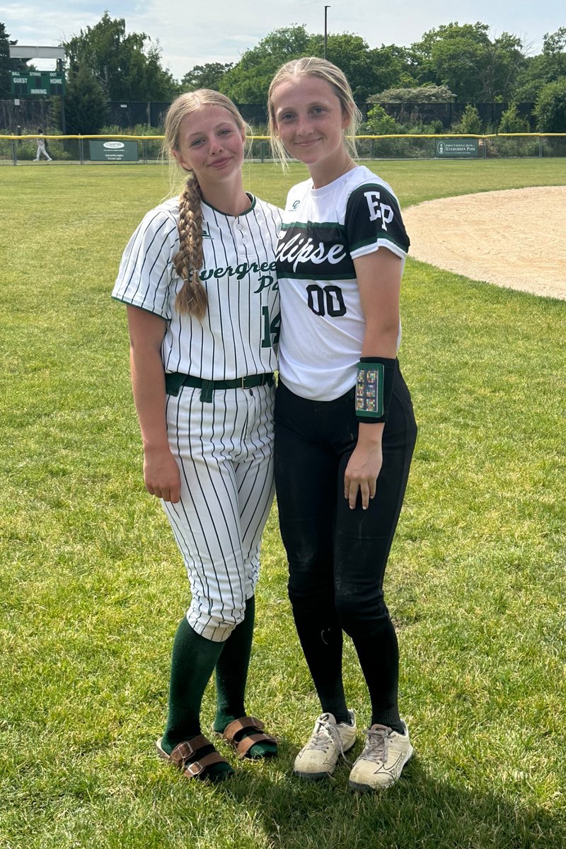 CCHSKnightsSB's tweet photo. Our Knight season may have ended yesterday, but our girls are already back at it trying to improve themselves for next year.

Alivia Hovanec @Livhovanec2029 
Abby Rashan @AbbyRashan 

#2027Season #comebackstronger https://t.co/XHysHnrbqa