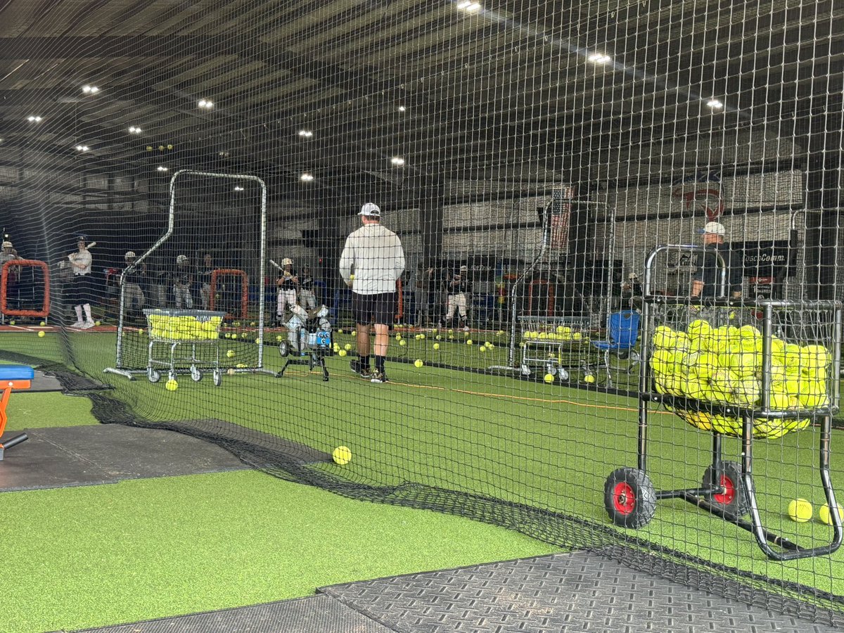 socalath2028's tweet photo. Our girls were so excited to be back on the field together!  Another successful 3-day organizational camp in Orange Beach, AL completed. Thank you to Coach Katelyn Boyd, Coach Jody Hodo, and all of the SoCal coaches for working our girls.  A special thanks to Coach Sharon O’Mara for working with our pitchers and catchers.  You all make us better people and better athletes! Let’s get summer tournament season started!