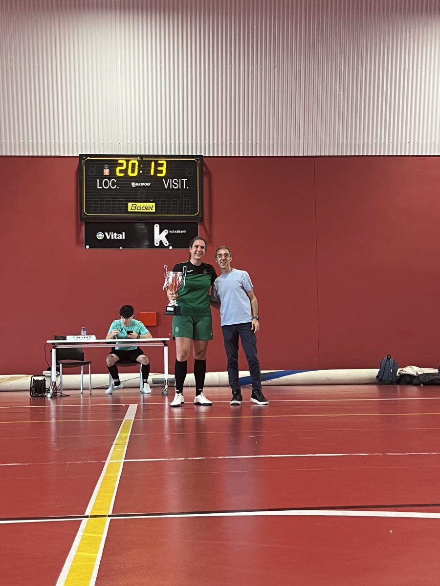 aff_faf's tweet photo. TXAPELDUNAK @salburuafutsal

Hoy se ha celebrado en el Centro Cívixo Salburua la 𝗙𝗶𝗻𝗮𝗹 𝗱𝗲 𝗖𝗼𝗽𝗮 𝗱𝗲 𝗙ú𝘁𝗯𝗼𝗹 𝗦𝗮𝗹𝗮 𝗙𝗲𝗺𝗲𝗻𝗶𝗻𝗼

🏆 IBAIALDE SALBURUA C.D.F
🥈PROMESAS EDF DECORINOX
🥉PATXANGA DE VITORIA 

Zorionak neskak👏👏👏 https://t.co/HQJaNoLpJw