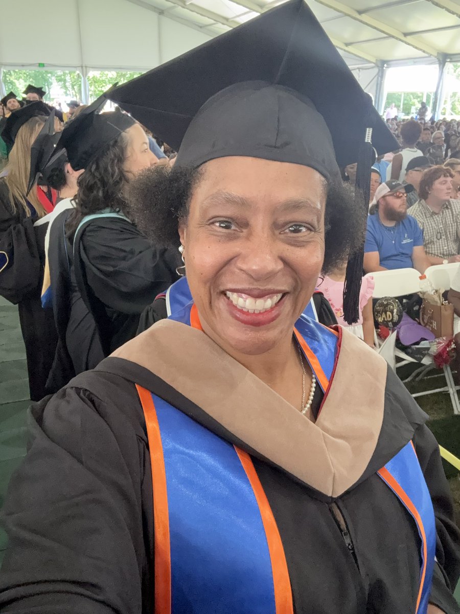 ms_tabu's tweet photo. Congratulations to @CCBCMD Class of 2026 all 3,000+ of you! You did it! https://t.co/BOjOmbPOuF