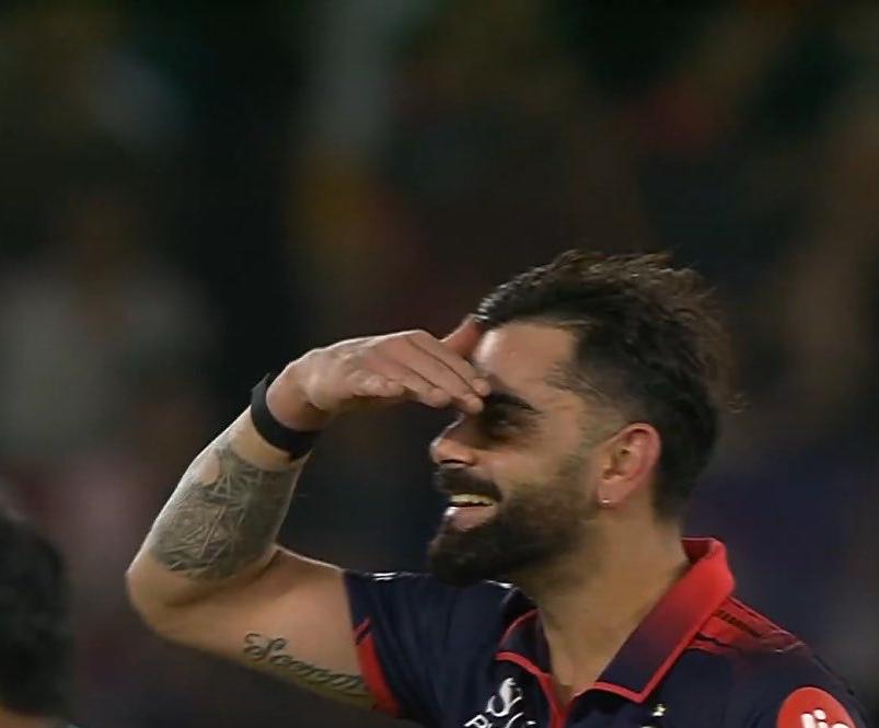 Swaaraj_'s tweet photo. More than the boundaries and sixes, it’s Virat Kohli and Anushka Sharma’s chemistry that always steals the spotlight ❤️😂

During today’s match, King Kohli was again seen looking towards the pavilion, almost as if he was searching for Anushka in the crowd. 😄

But the funny part is - Virat had already gestured towards Anushka earlier, so this whole moment was clearly created just for fun. 😂

Bro knows how to entertain both on the field and in romance mode at the same time! 🔥