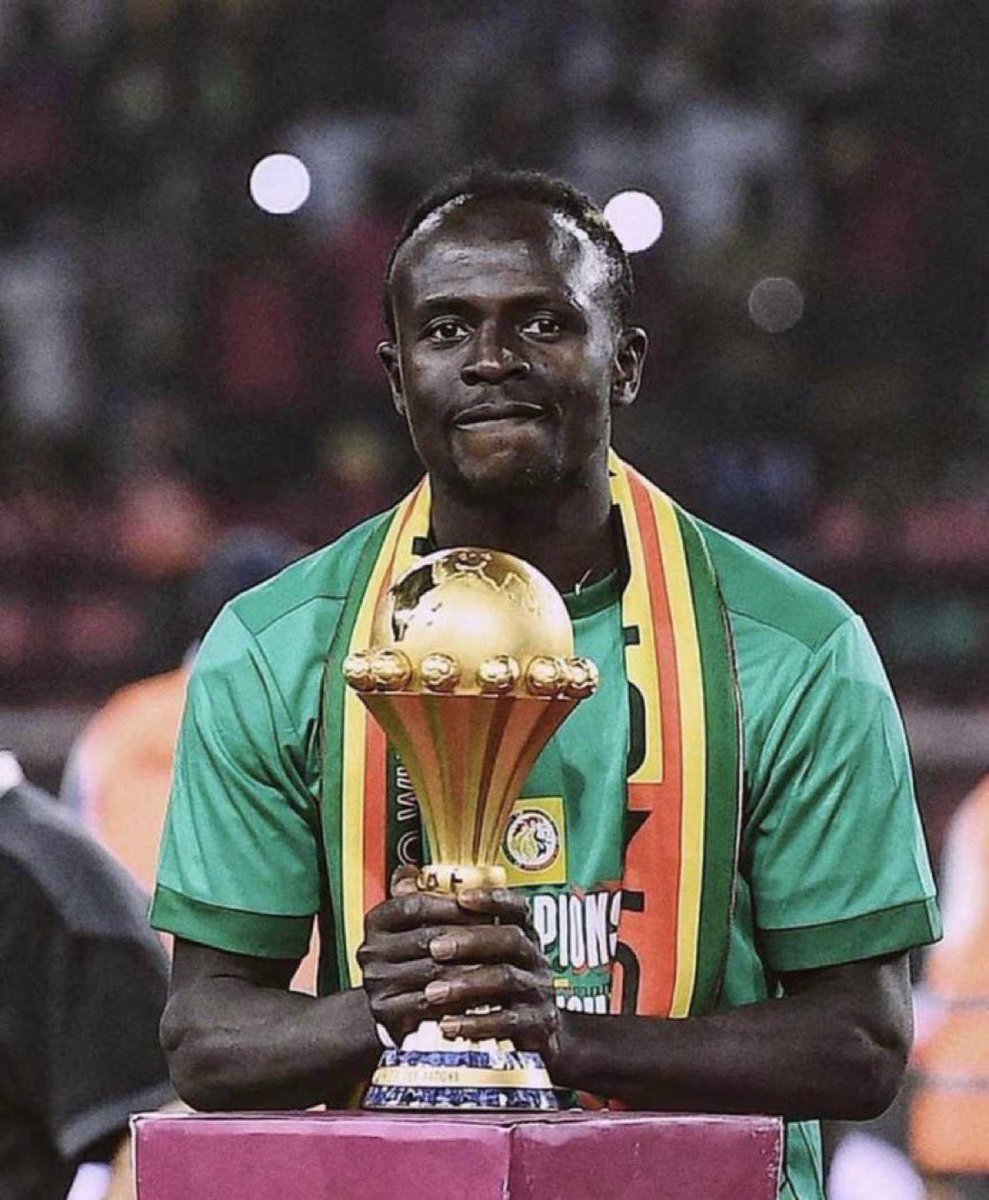 m_faye7's tweet photo. Le meilleur joueur africain de l’histoire du football est sénégalais

Sadio Mané 🇸🇳 https://t.co/yN0YpJBO9P